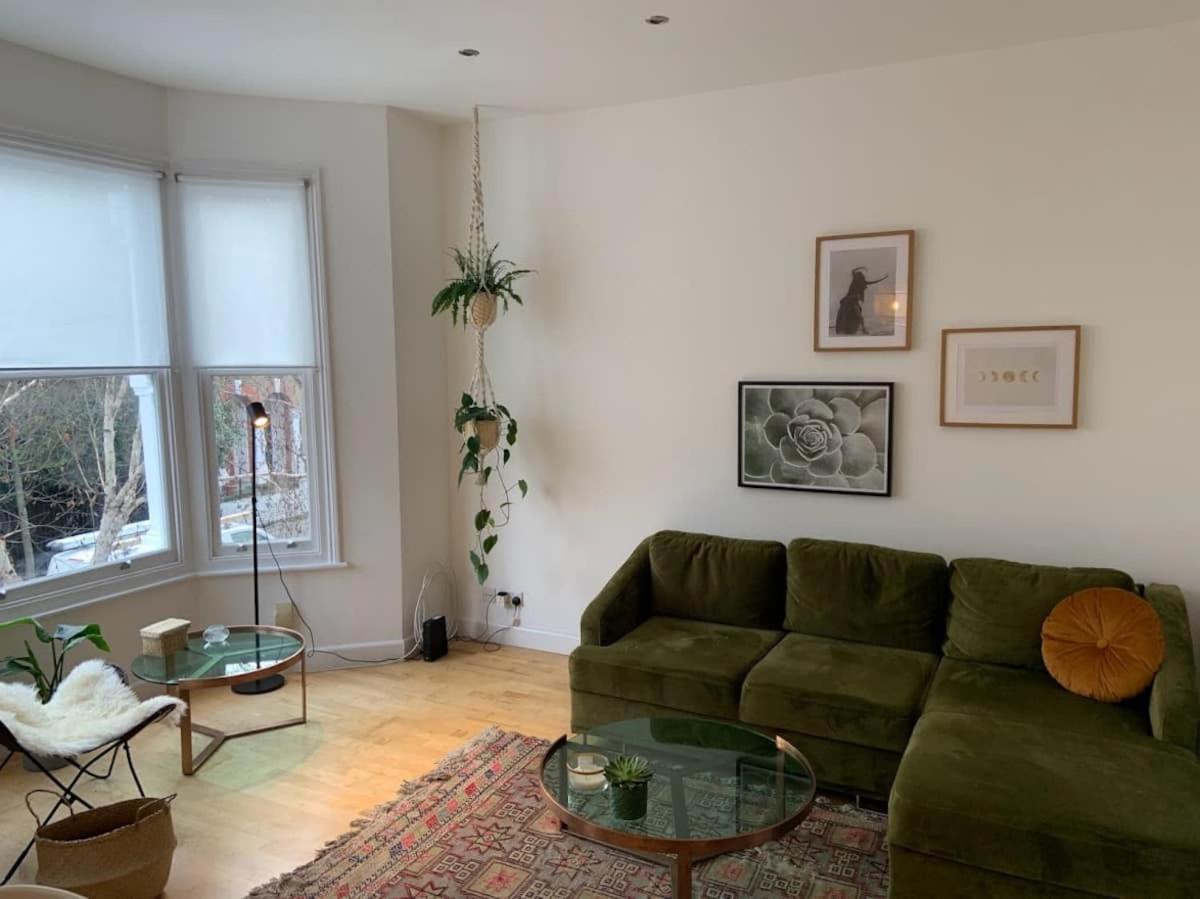 Lovely Spacious 1-Bedroom Flat In Tufnell Park Close To Central London Eksteriør bilde