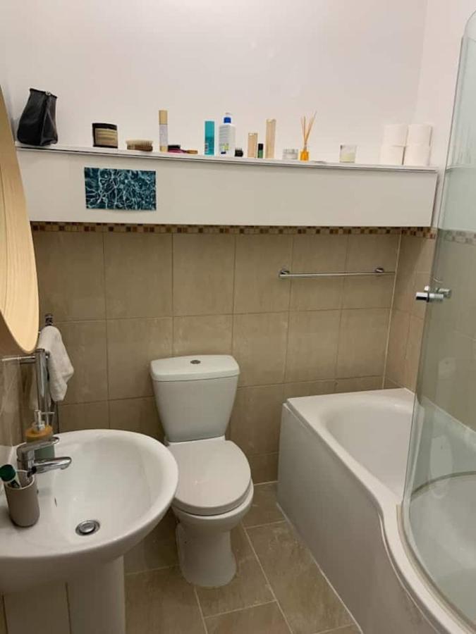 Lovely Spacious 1-Bedroom Flat In Tufnell Park Close To Central London Eksteriør bilde